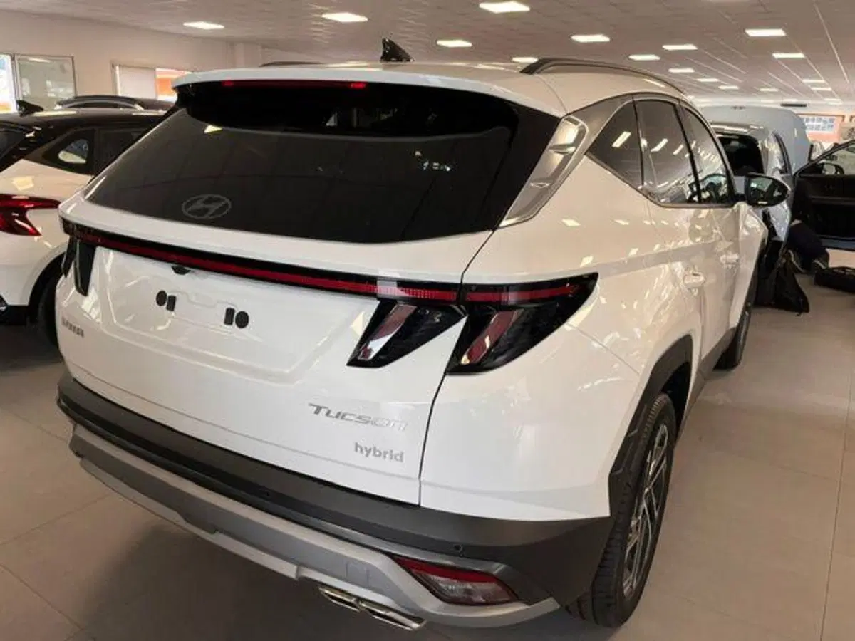 Hyundai Tucson nuova a Verbano Cusio Ossola (5)