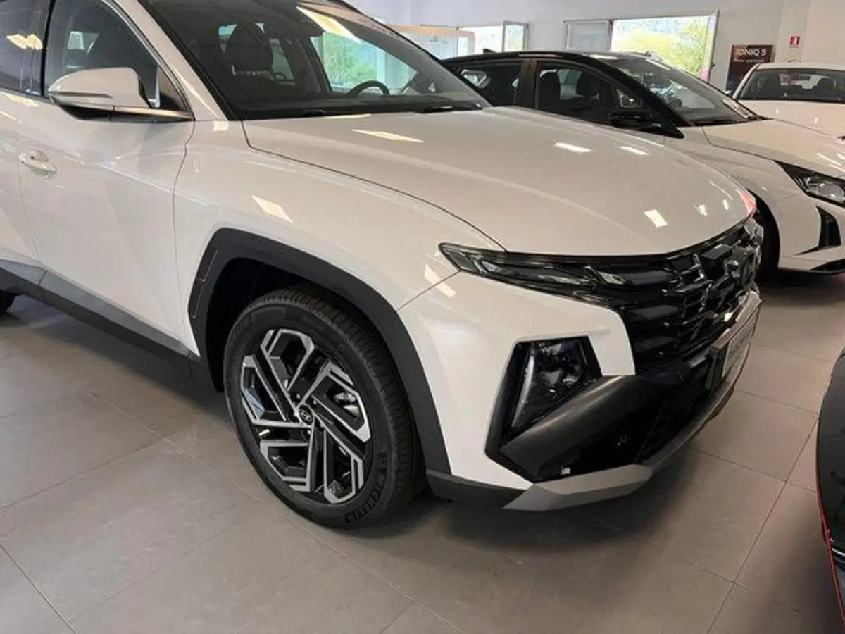 Hyundai Tucson nuova a Verbano Cusio Ossola (8)
