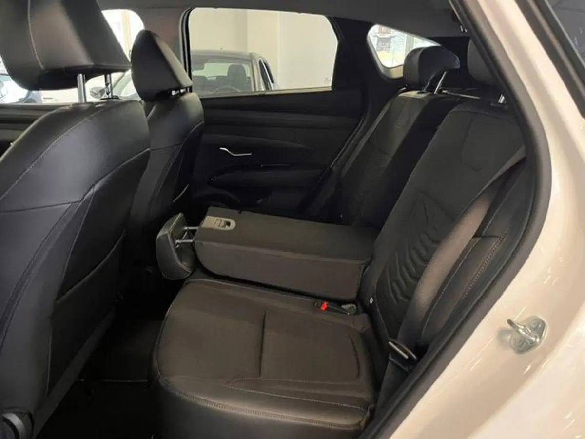 Hyundai Tucson nuova a Verbano Cusio Ossola (9)