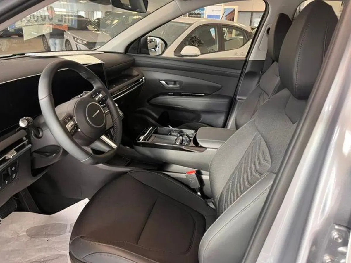 Hyundai Tucson nuova a Verbano Cusio Ossola (8)