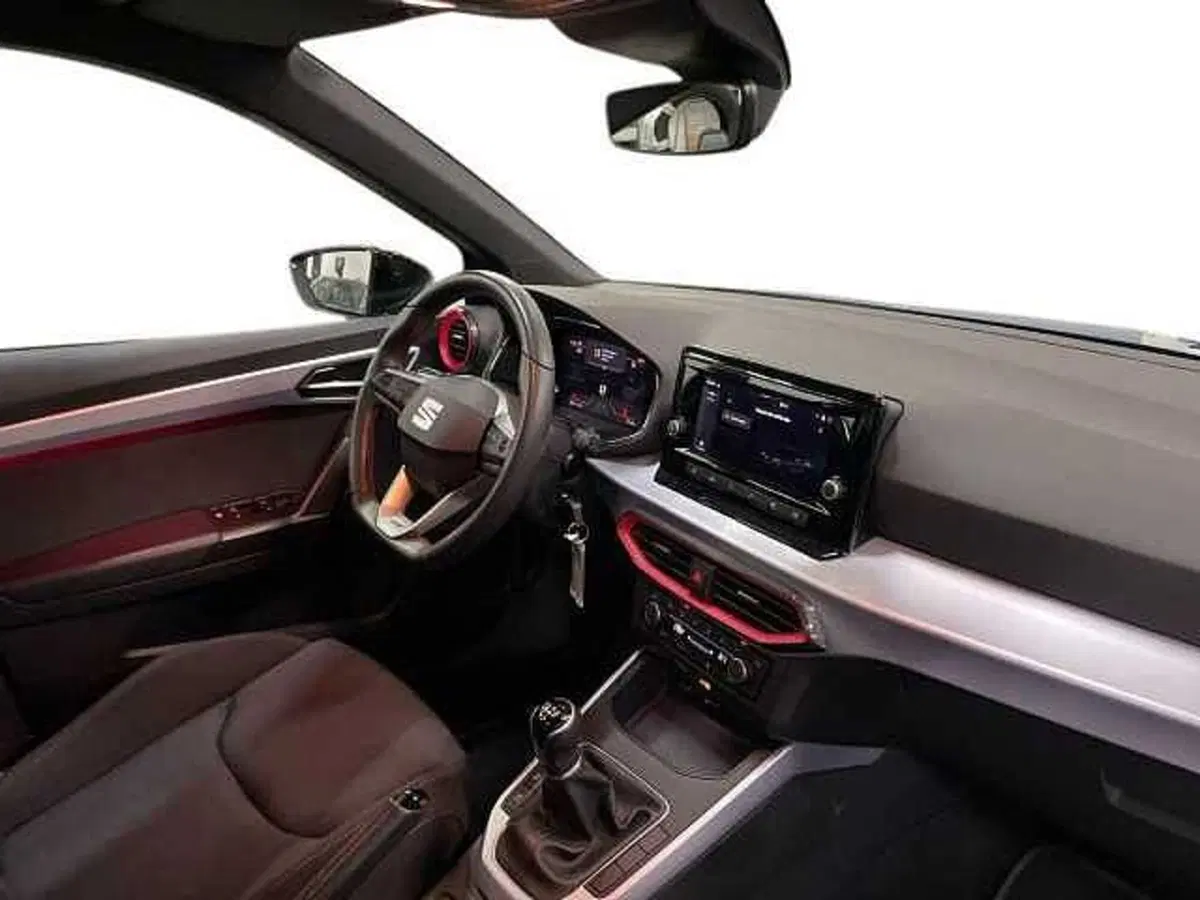 SEAT Arona usata a Napoli (15)