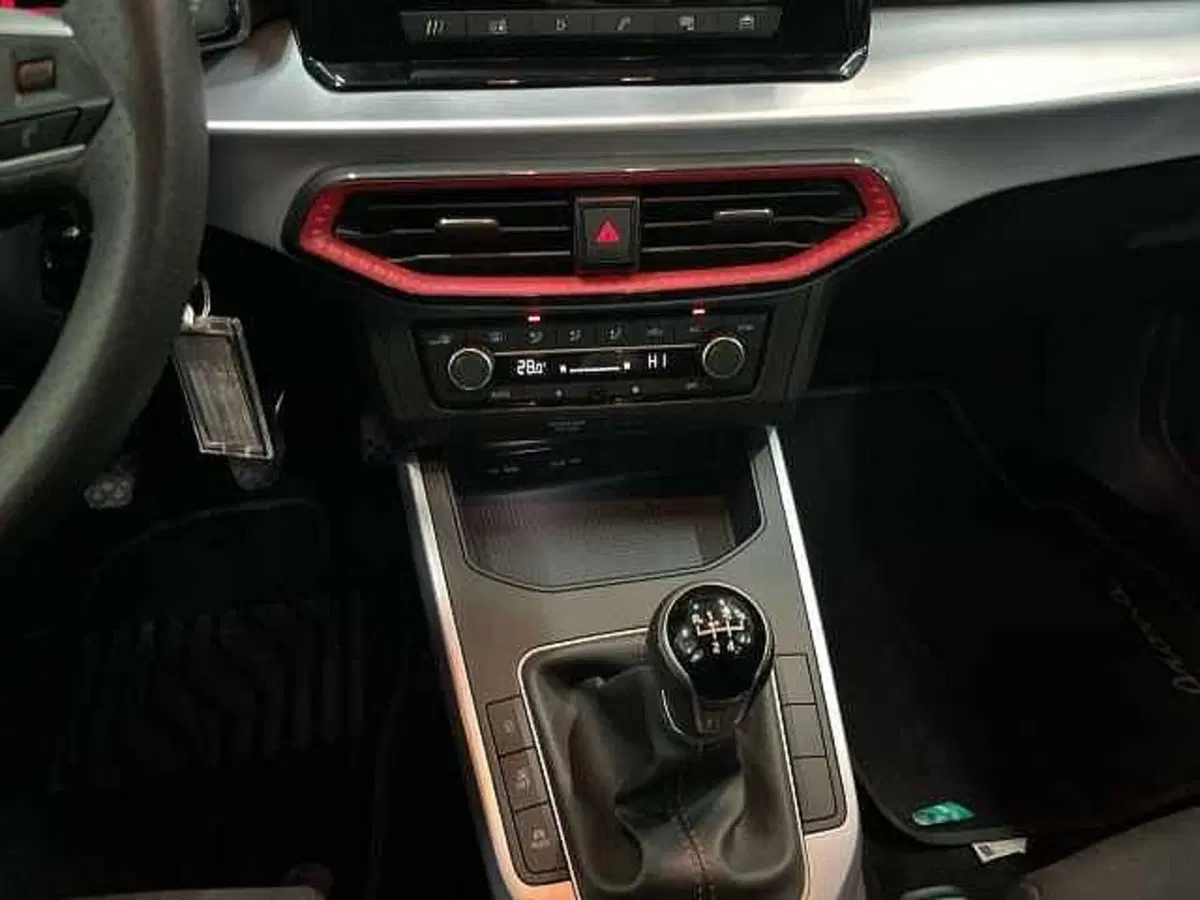 SEAT Arona usata a Napoli (16)