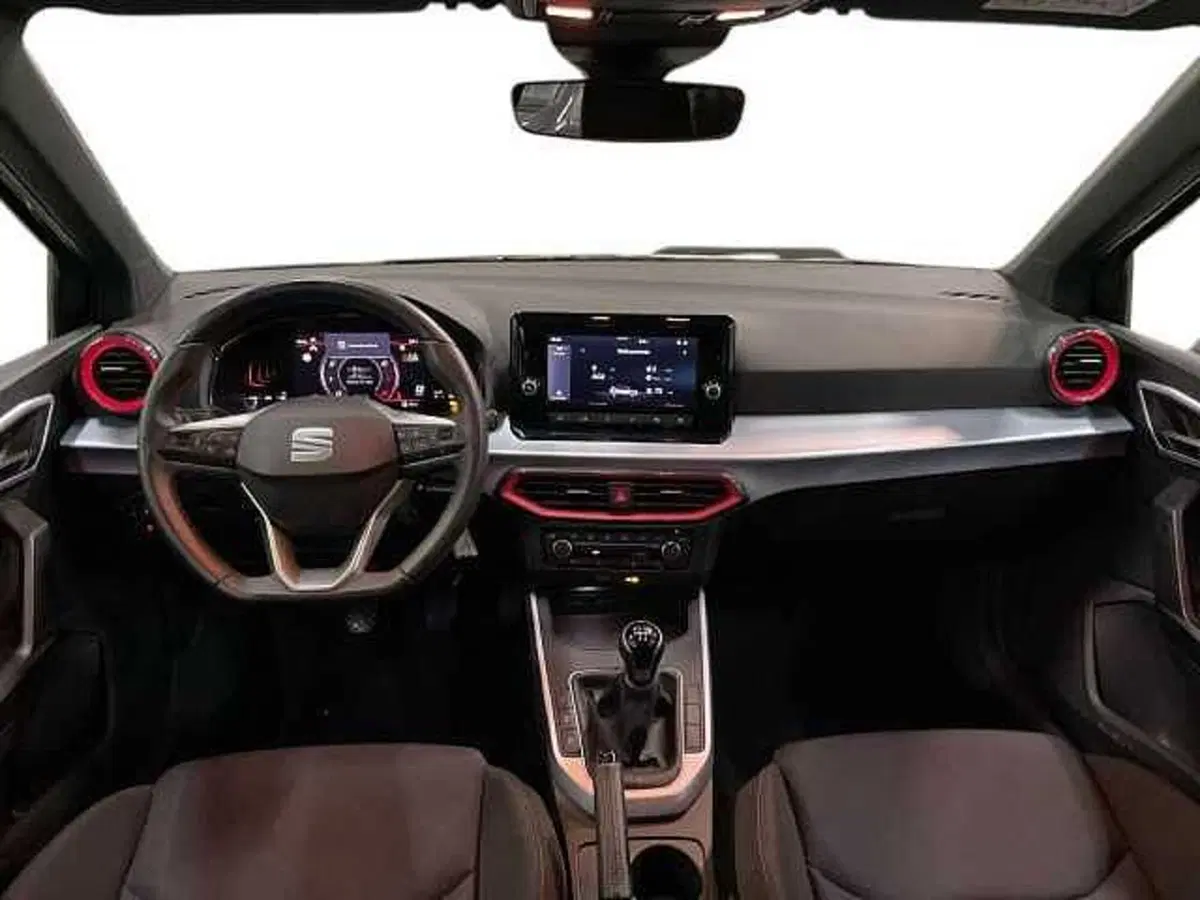 SEAT Arona usata a Napoli (14)