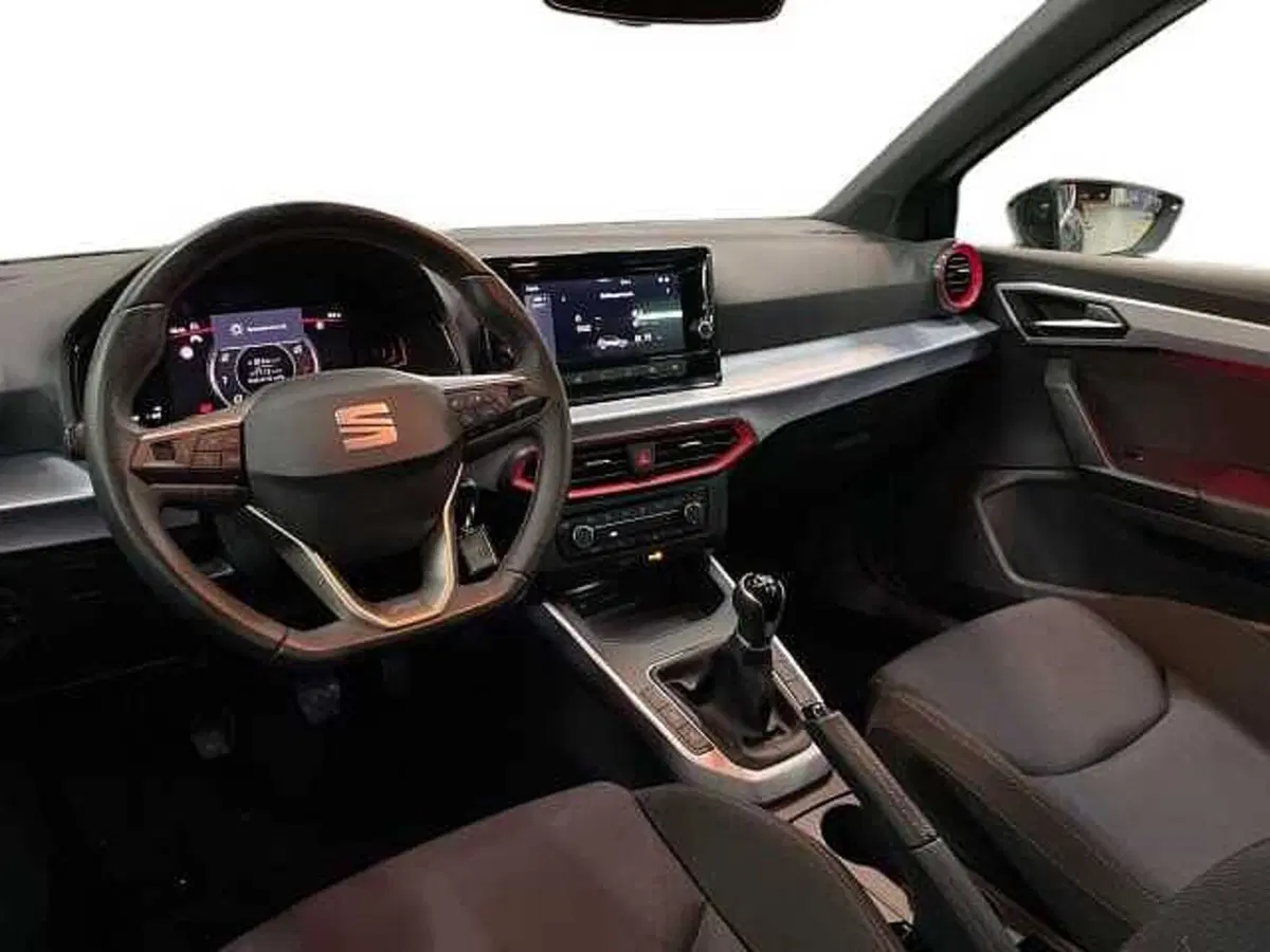 SEAT Arona usata a Napoli (9)