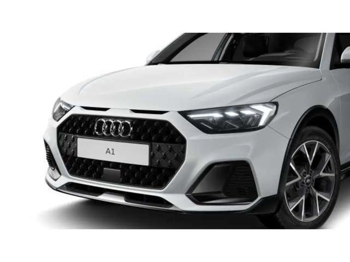 Audi A1 allstreet usata a Avellino (4)