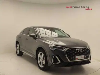 Audi Q3 Sportback 35 TFSI S line edition del 2023 usata a Pratola Serra
