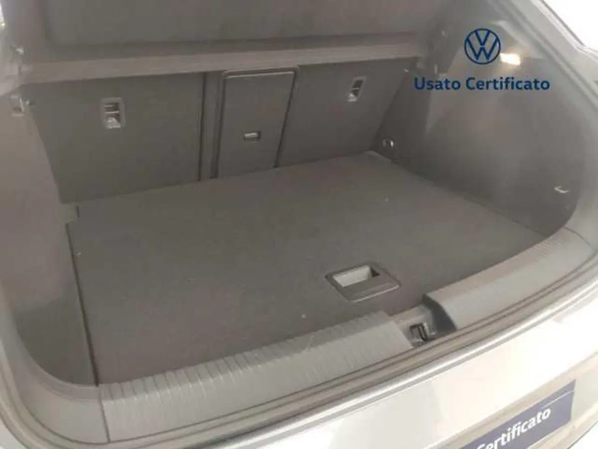 Volkswagen T-Roc usata a Avellino (8)
