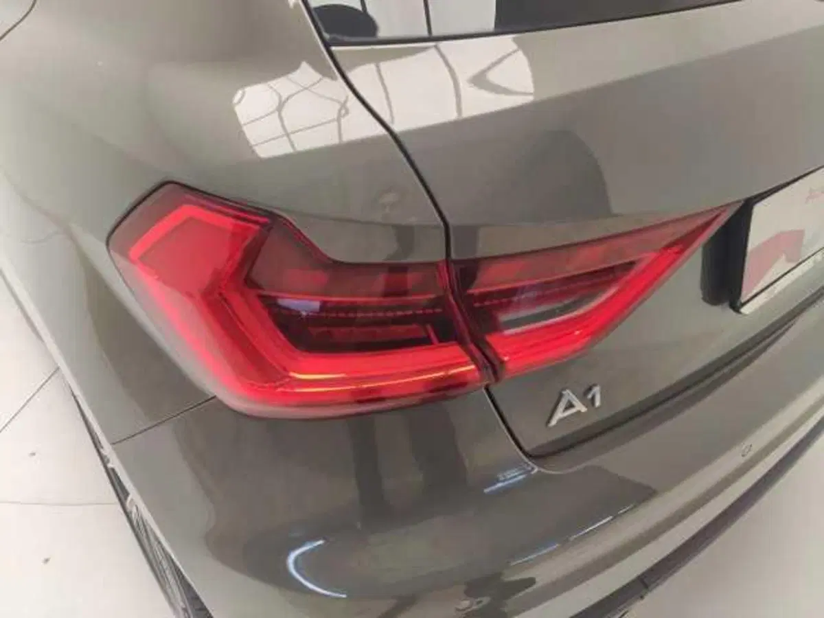 Audi A1 Sportback usata a Avellino (14)