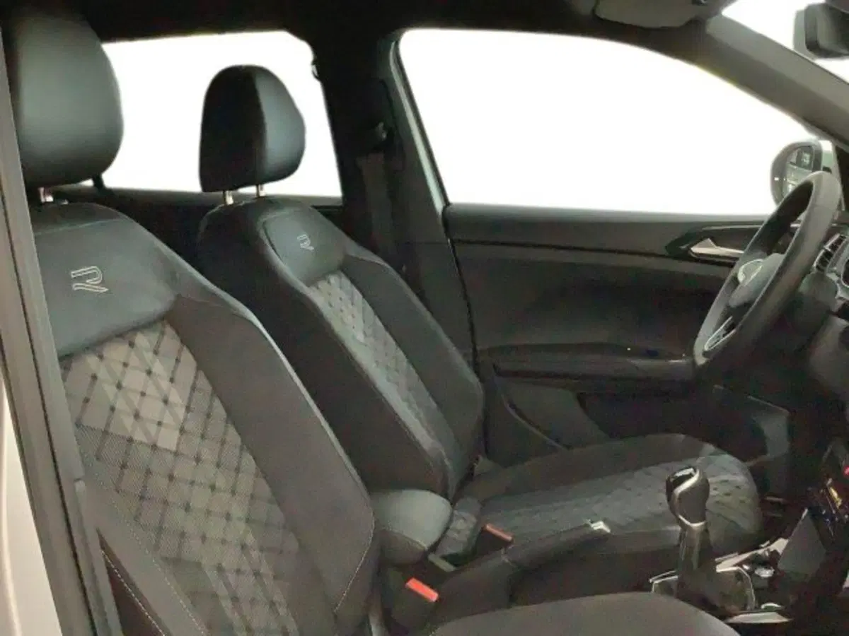 Volkswagen T-Cross nuova a Catania (10)