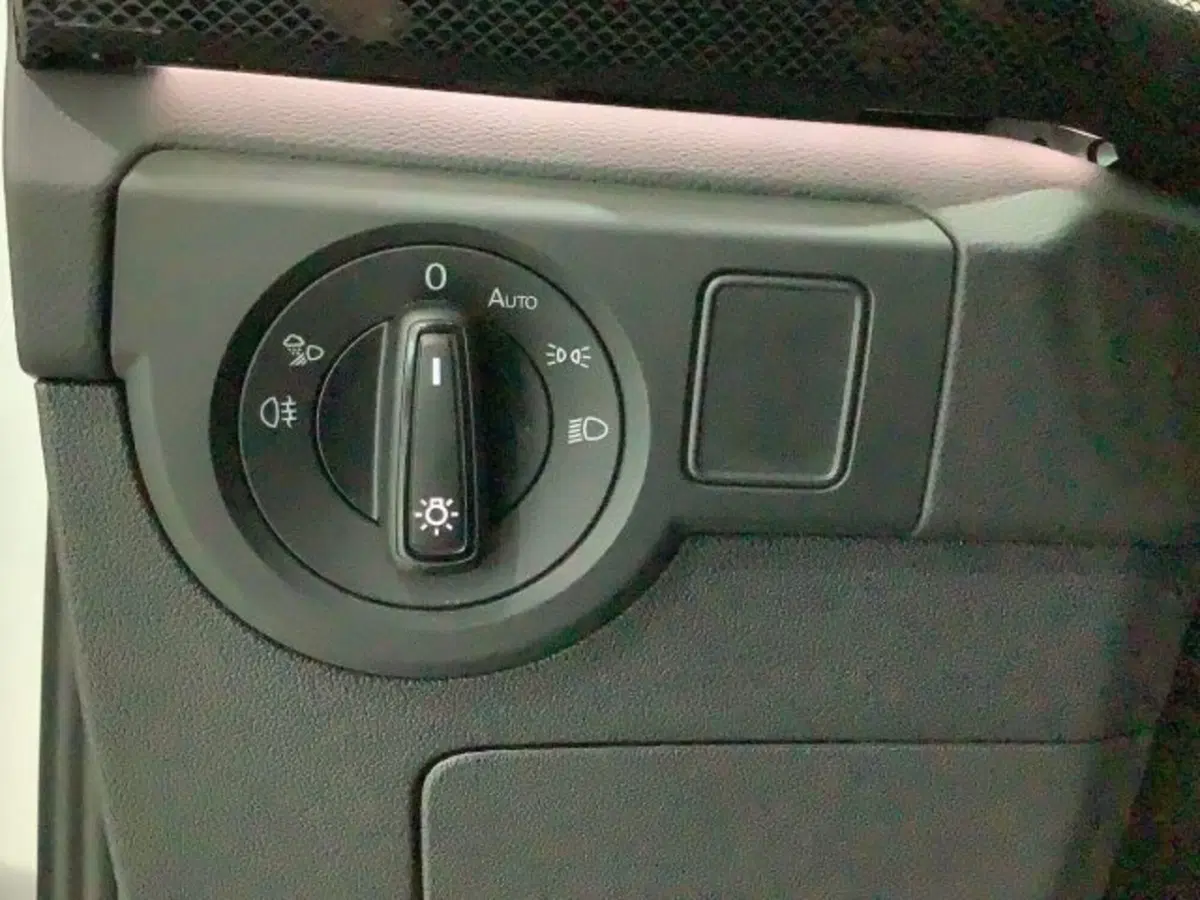 Volkswagen T-Cross nuova a Catania (20)