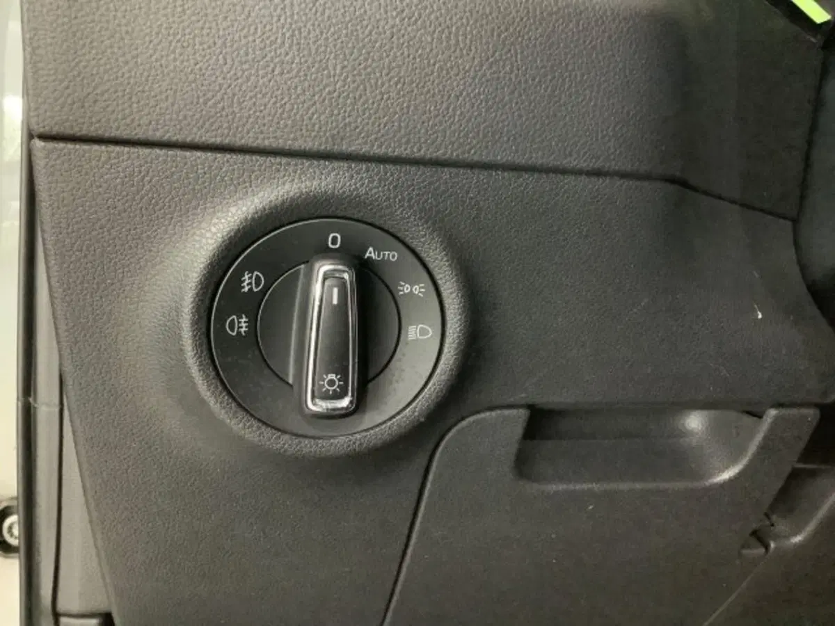 Skoda Karoq usata a Catania (19)