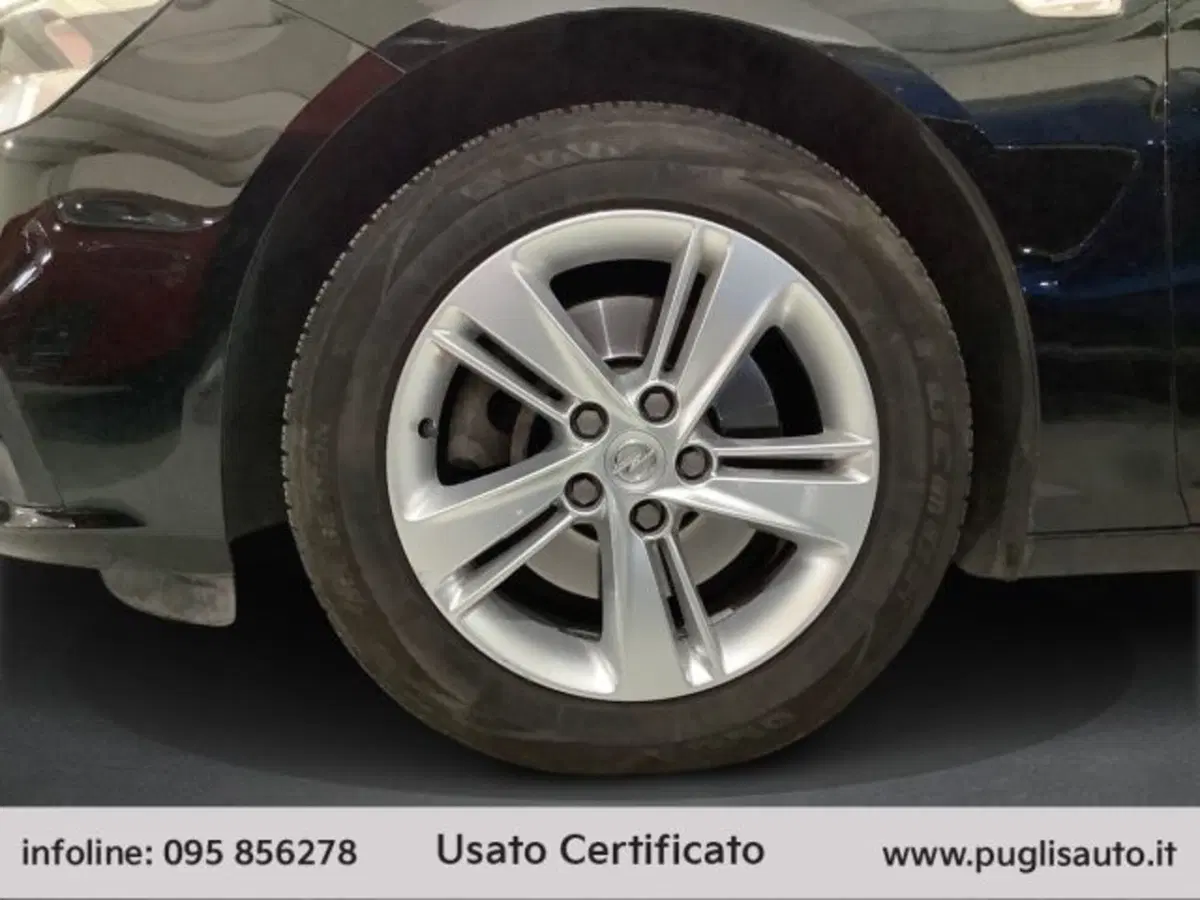 Opel Insignia Station Wagon usata a Catania (14)