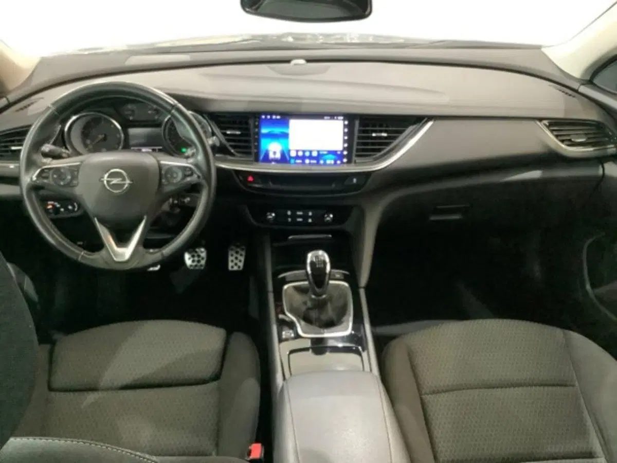 Opel Insignia Station Wagon usata a Catania (7)