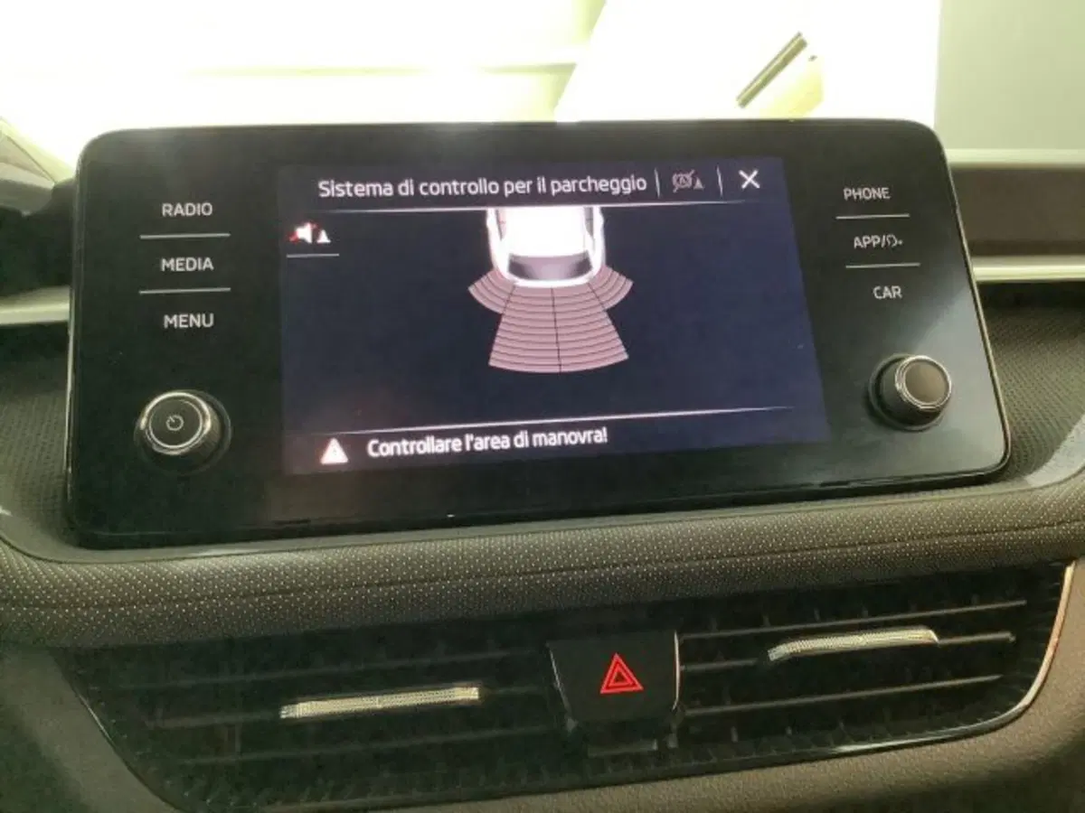 Skoda Fabia usata a Catania (18)