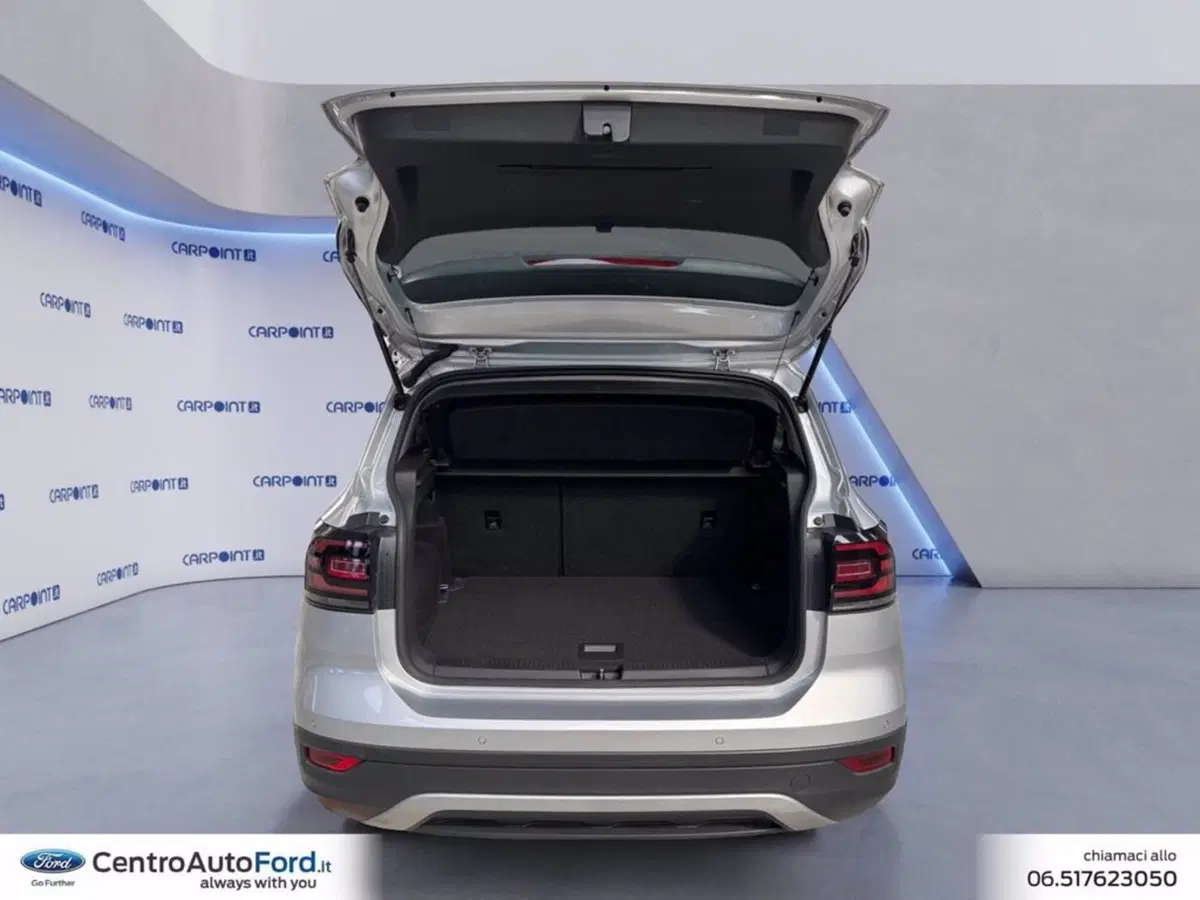 Volkswagen T-Cross usata a Roma (17)