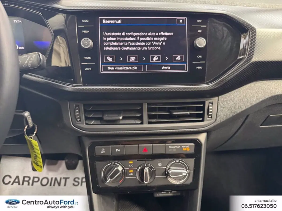 Volkswagen T-Cross usata a Roma (11)