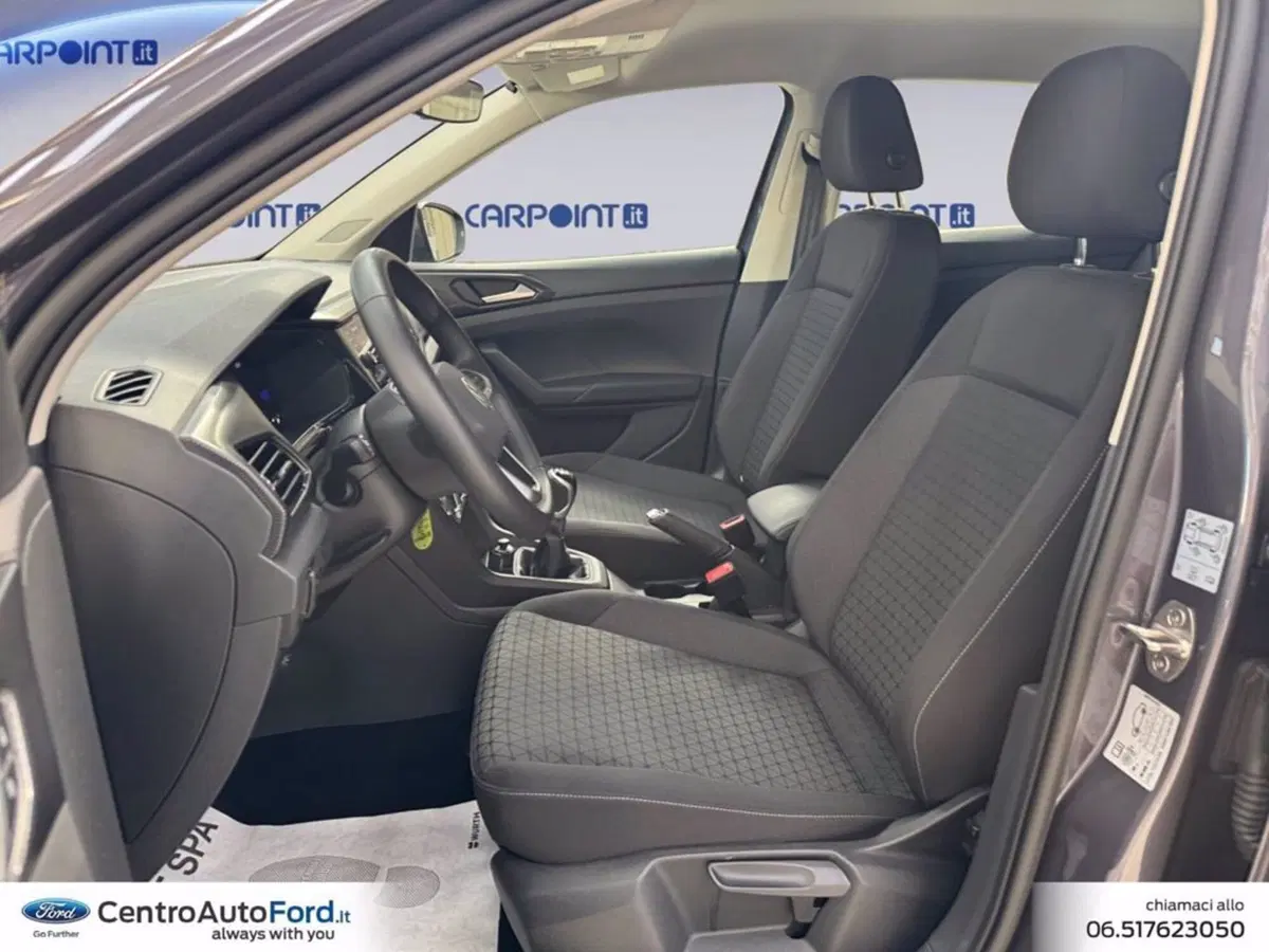 Volkswagen T-Cross usata a Roma (9)