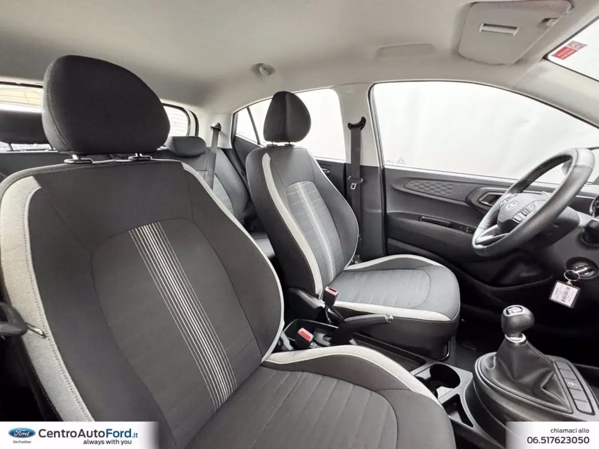 Hyundai i10 usata a Roma (7)