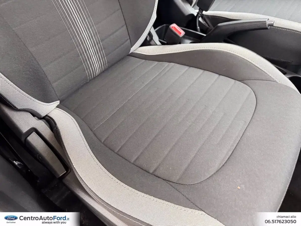 Hyundai i10 usata a Roma (8)