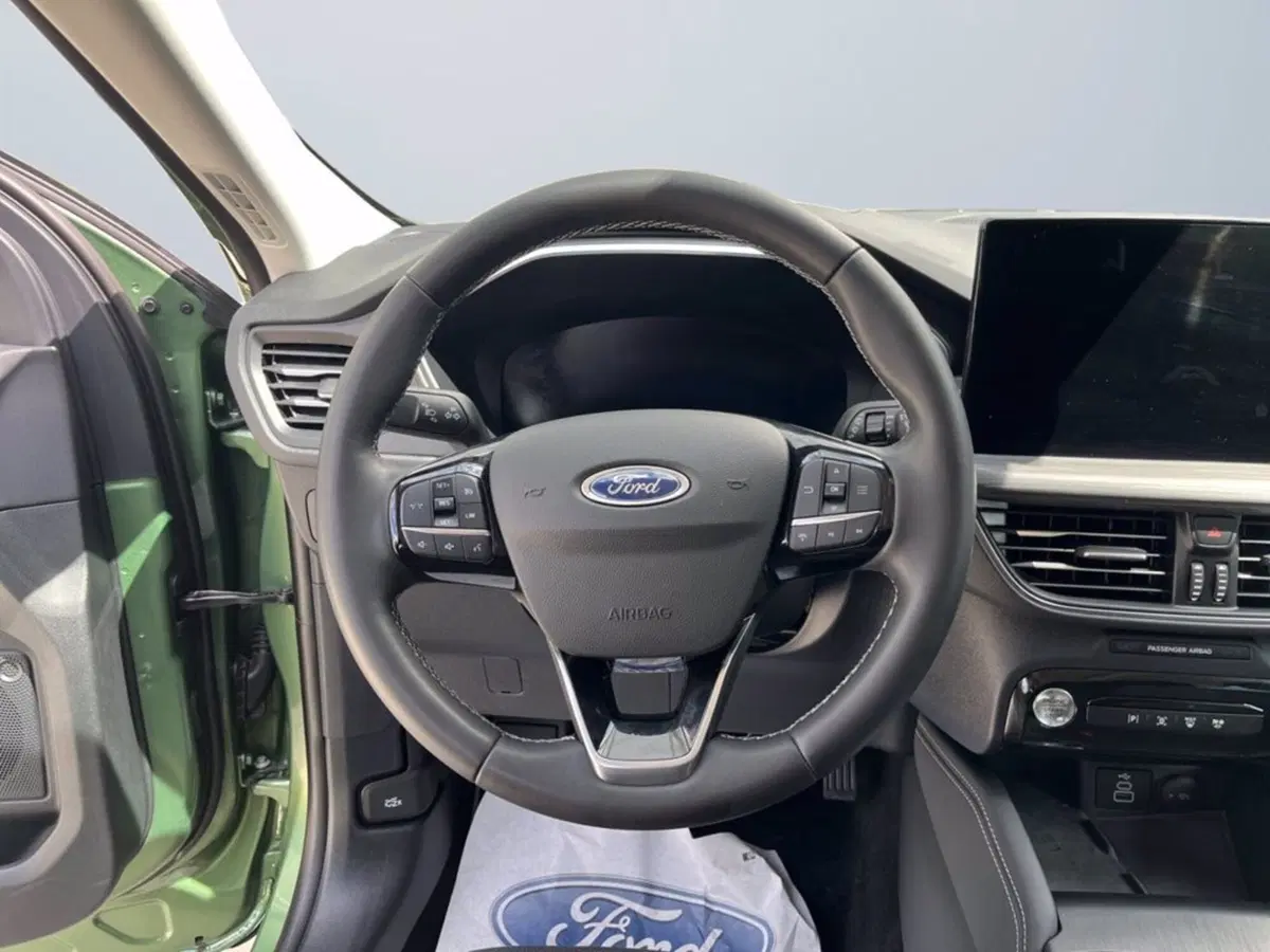 Ford Kuga usata a Milano (13)