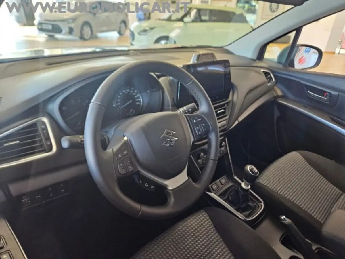 Suzuki S-Cross nuova a Campobasso (6)