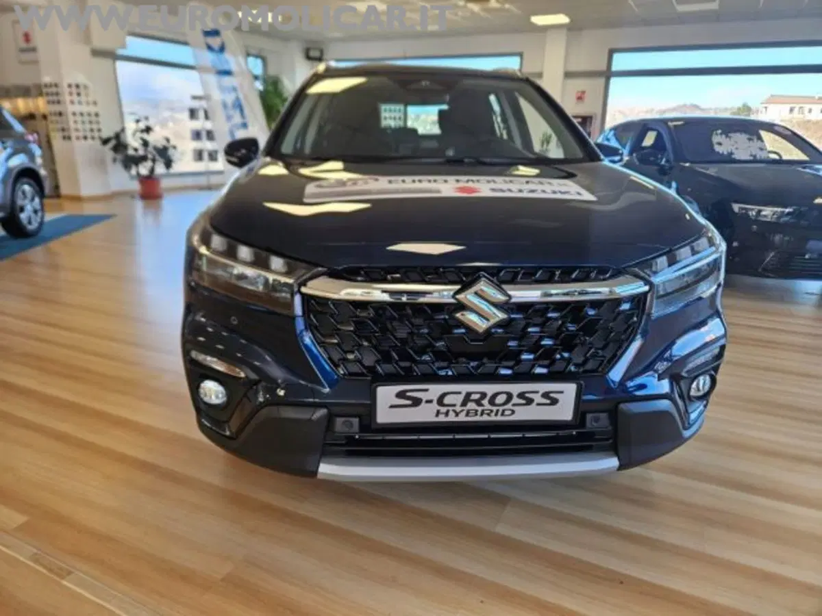 Suzuki S-Cross nuova a Campobasso (9)
