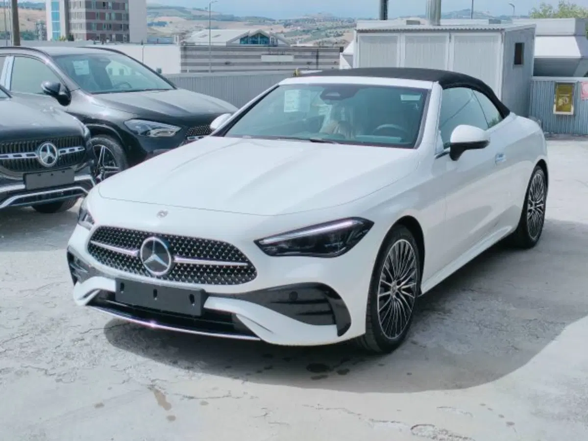 Mercedes-Benz CLE Cabrio nuova a Teramo