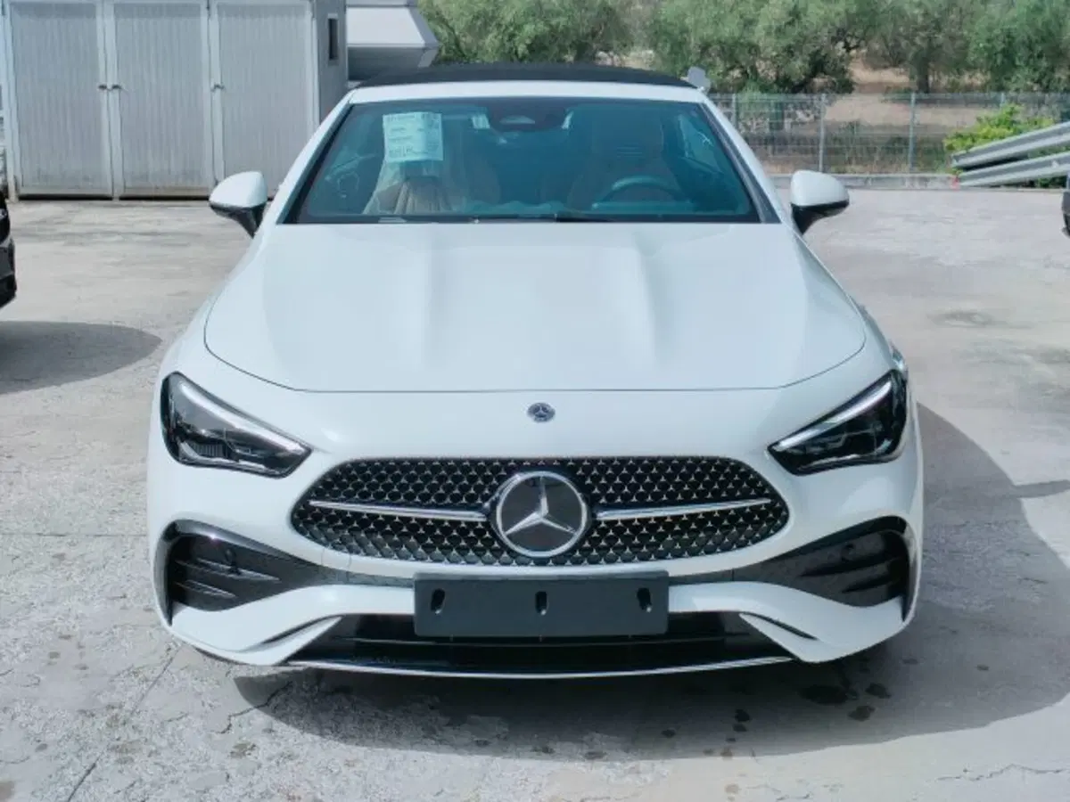 Mercedes-Benz CLE Cabrio nuova a Teramo (2)