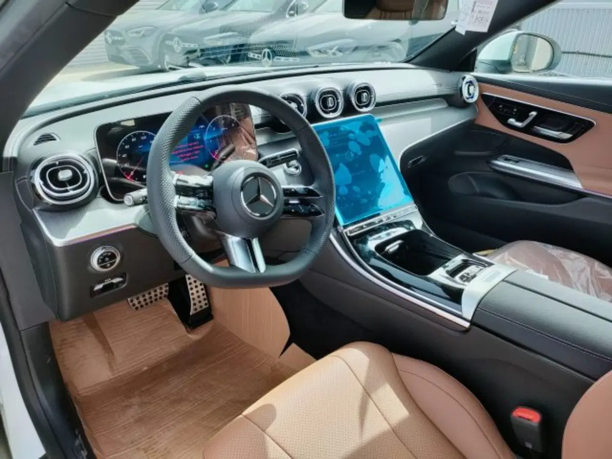 Mercedes-Benz CLE Cabrio nuova a Teramo (8)