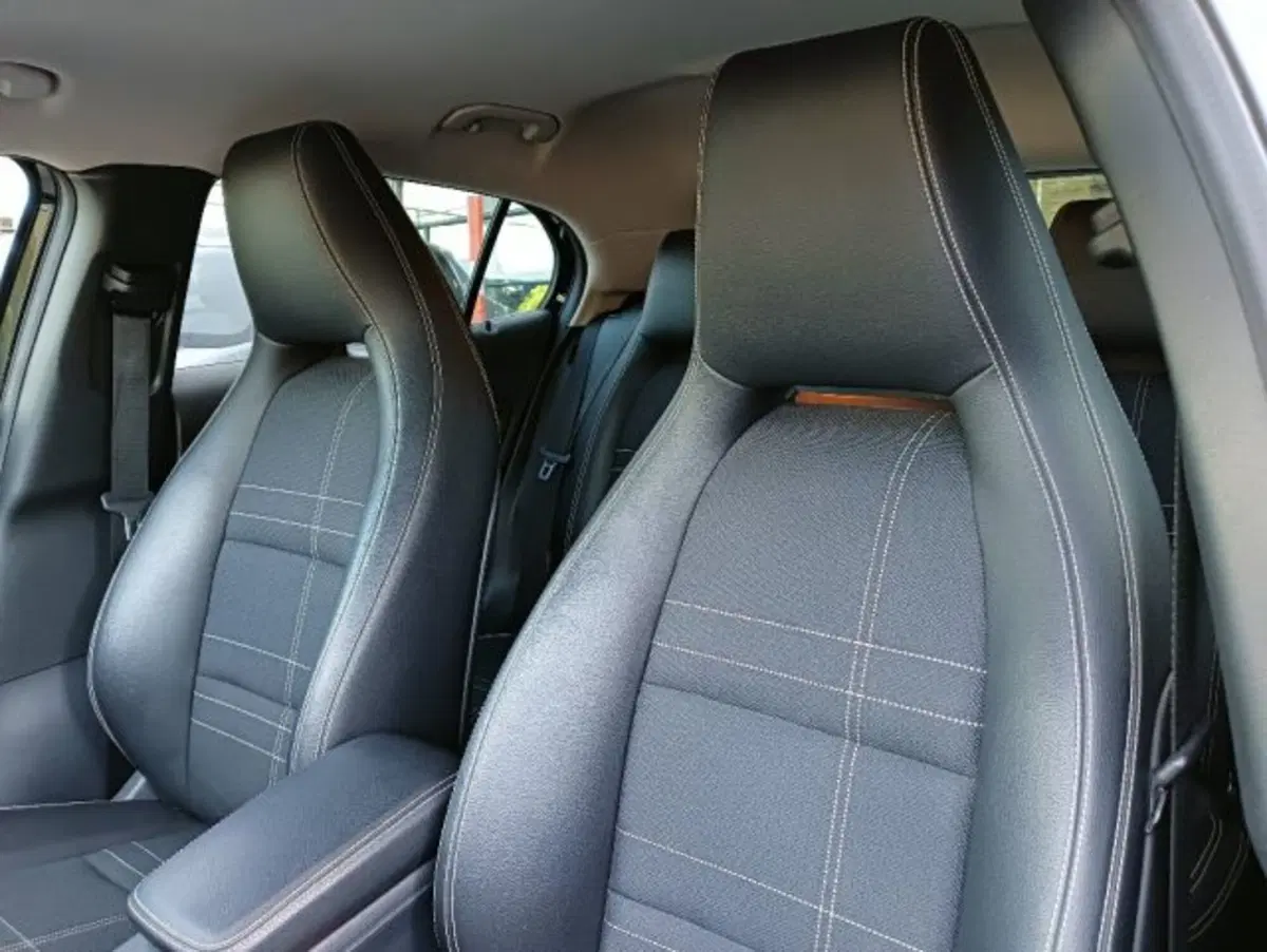 Mercedes-Benz GLA SUV usata a Brescia (10)