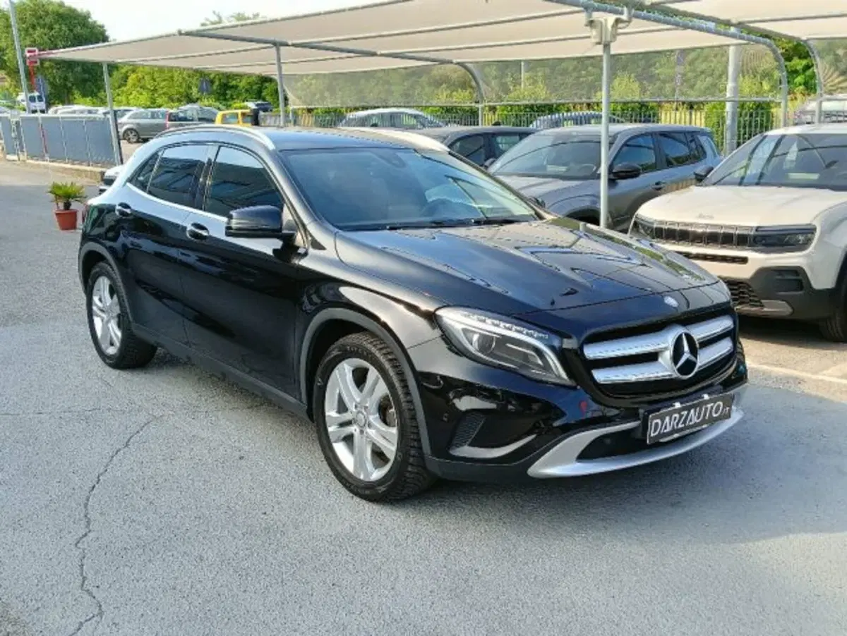 Mercedes-Benz GLA SUV usata a Brescia (3)