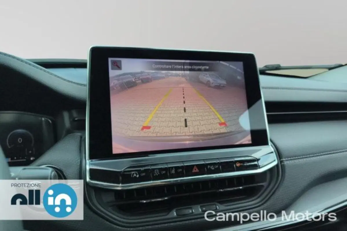 Jeep Compass usata a Venezia (11)