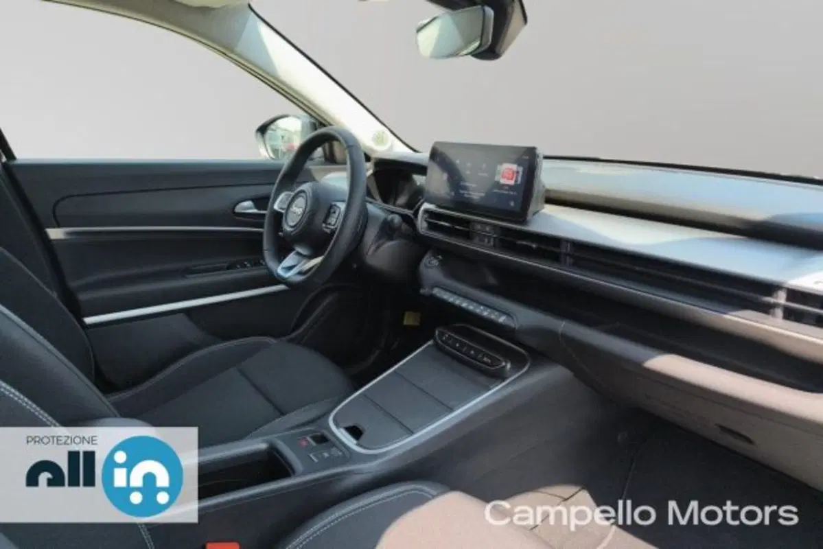Jeep Avenger usata a Venezia (16)