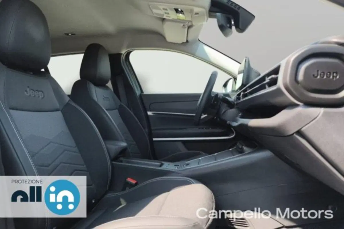 Jeep Avenger usata a Venezia (17)