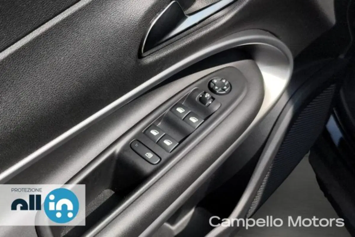 Jeep Avenger usata a Venezia (18)