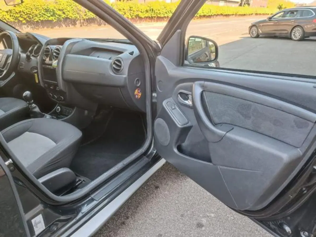 Dacia Duster usata a Pisa (12)