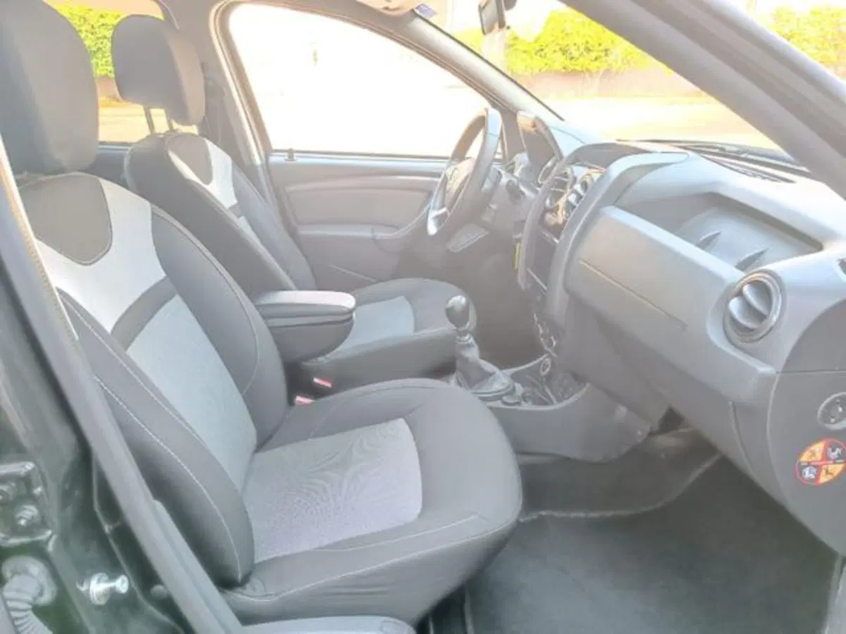 Dacia Duster usata a Pisa (15)