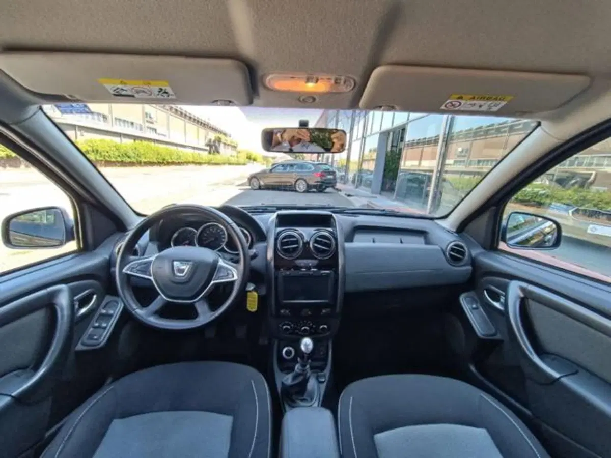 Dacia Duster usata a Pisa (19)