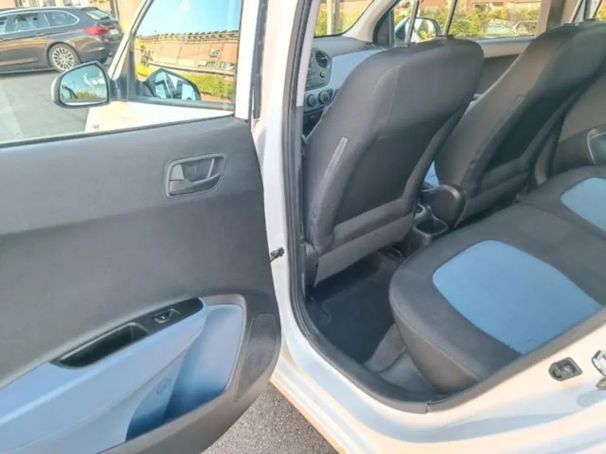 Hyundai i10 usata a Pisa (17)