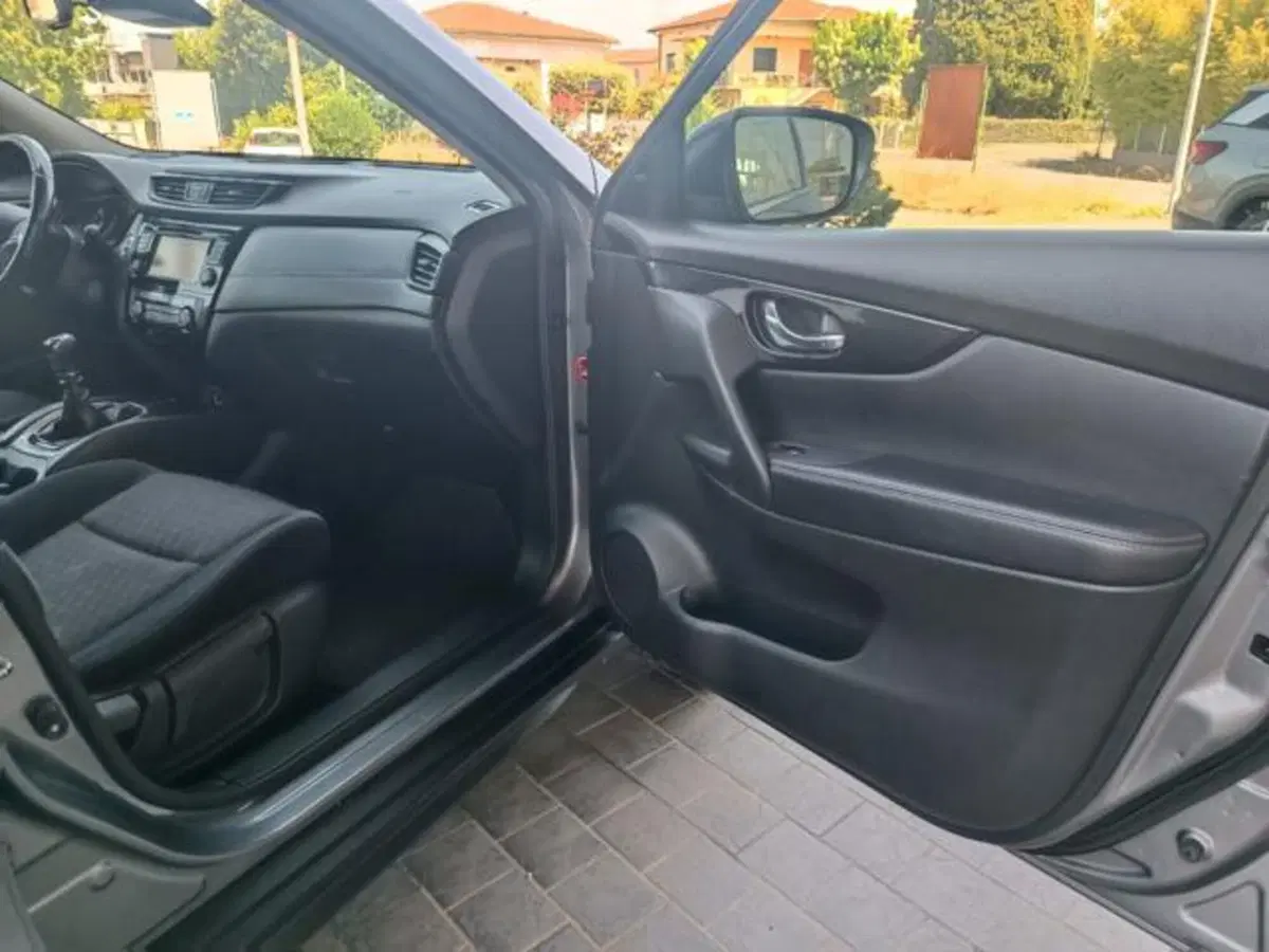 Nissan X-Trail usata a Pisa (11)