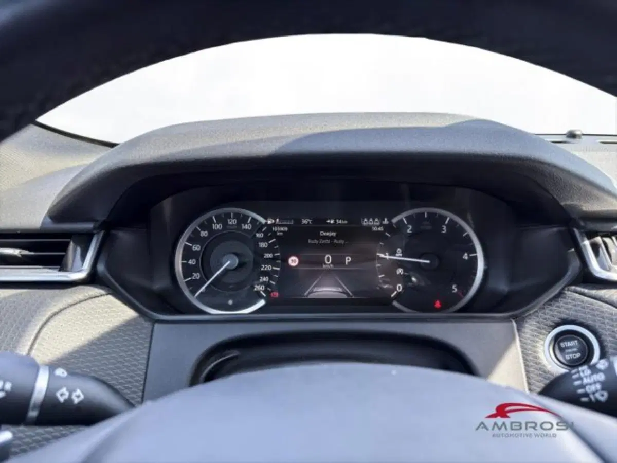 Land Rover Range Rover Velar usata a Perugia (12)