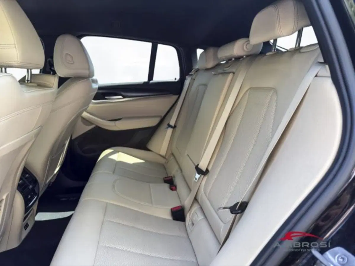 BMW X4 usata a Perugia (11)