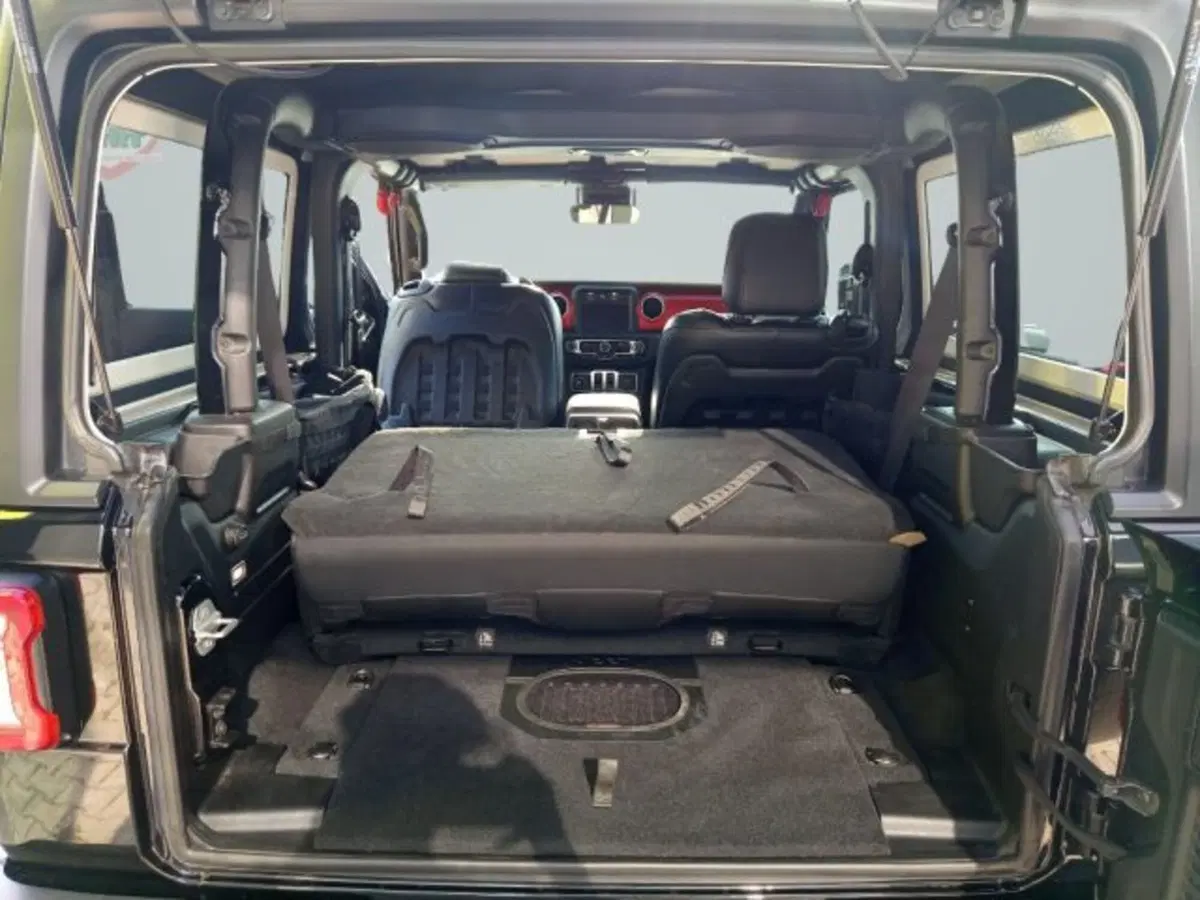 Jeep Wrangler usata a Frosinone (15)