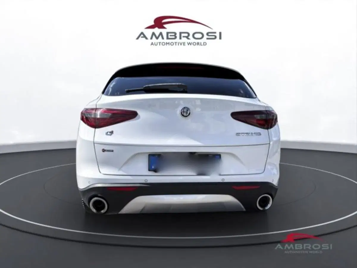 Alfa Romeo Stelvio usata a Perugia (8)