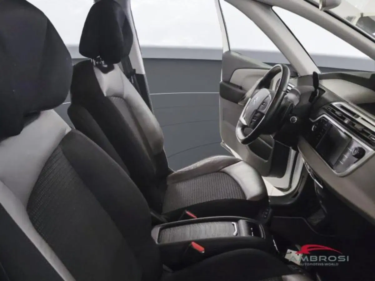 Citroen Grand C4 SpaceTourer usata a Perugia (11)