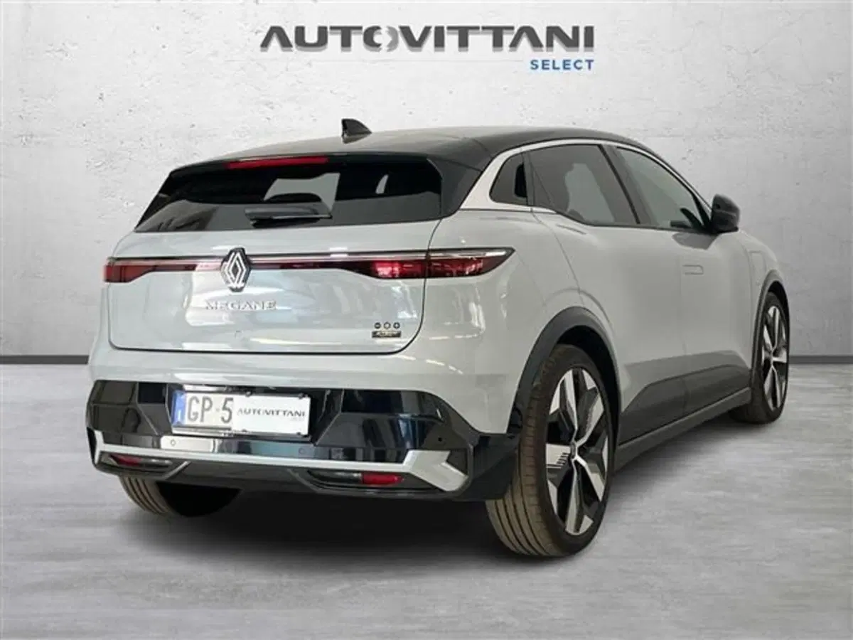 Renault Megane E-Tech Electric usata a Como (4)