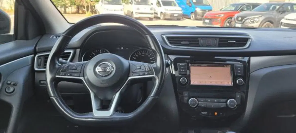 Nissan Qashqai usata a Napoli (10)
