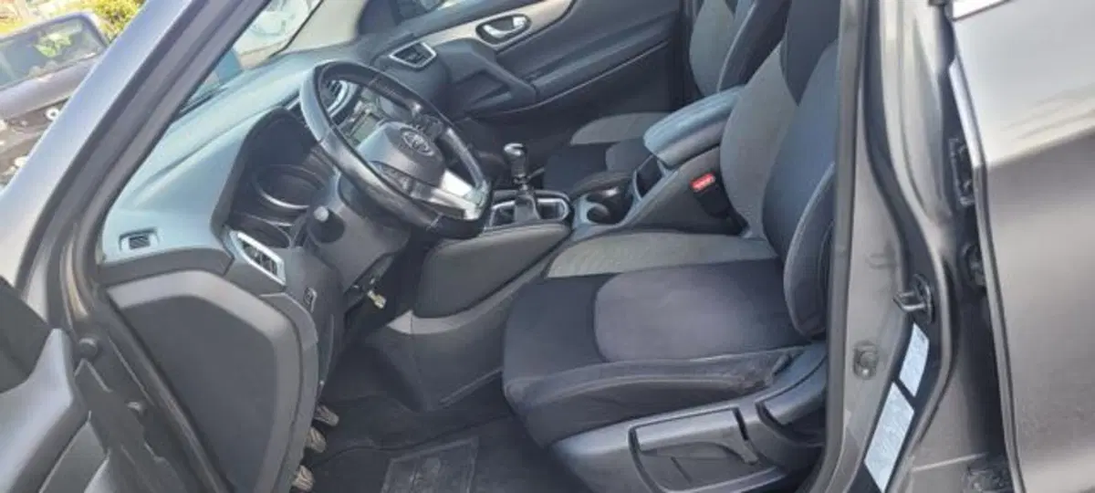Nissan Qashqai usata a Napoli (6)