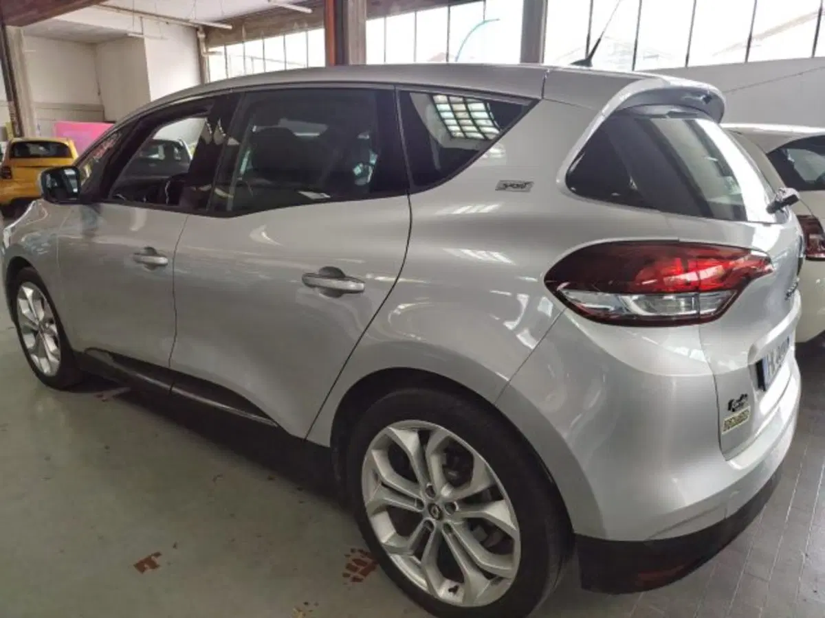 Renault Scenic E-Tech Electric usata a Forlì-Cesena (11)