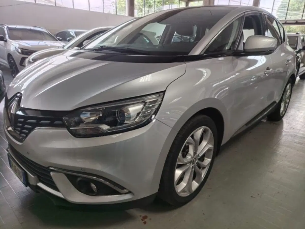 Renault Scenic E-Tech Electric usata a Forlì-Cesena (3)